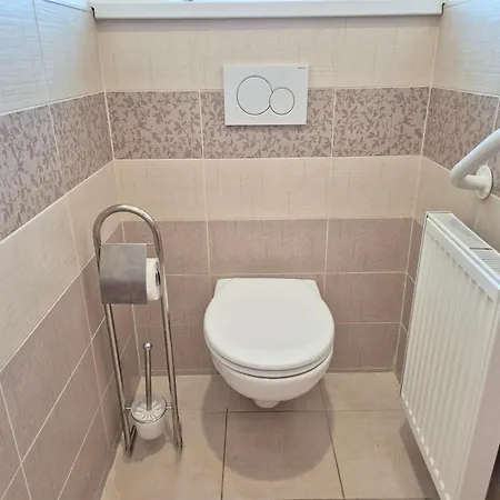 Comfortsuitspraha Apartman *